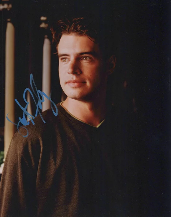 Scott Foley autograph