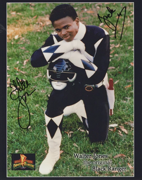 Walter Jones autograph