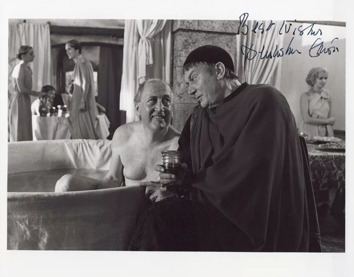 Denholm Elliott autograph