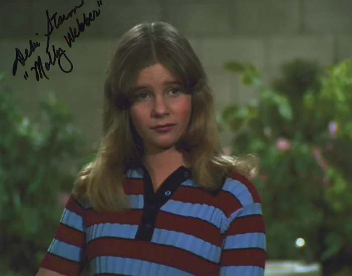 Debi Storm autograph