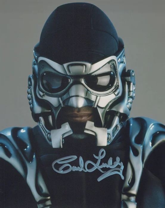 Carl Lumbly autograph