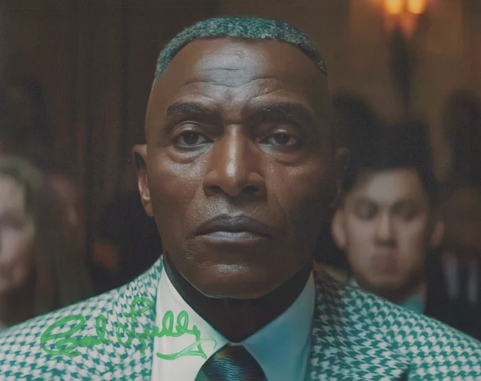 Carl Lumbly autograph