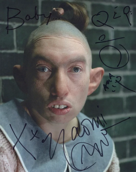 Naomi Grossman autograph
