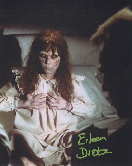 Eileen Dietz autograph