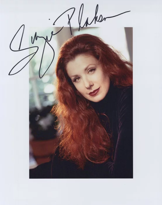 Suzie Plakson autograph