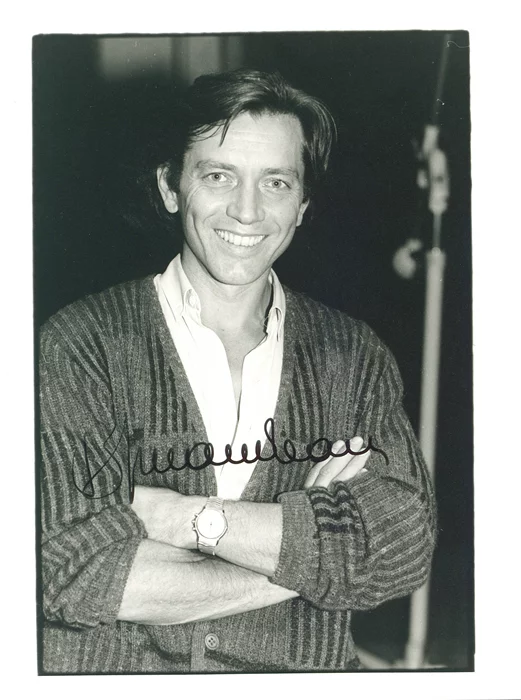 Bernard Giraudeau autograph