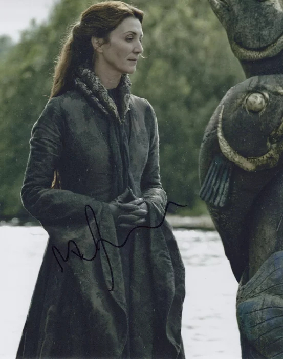 Michelle Fairley autograph