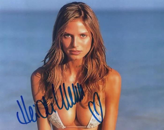 Heidi Klum autograph