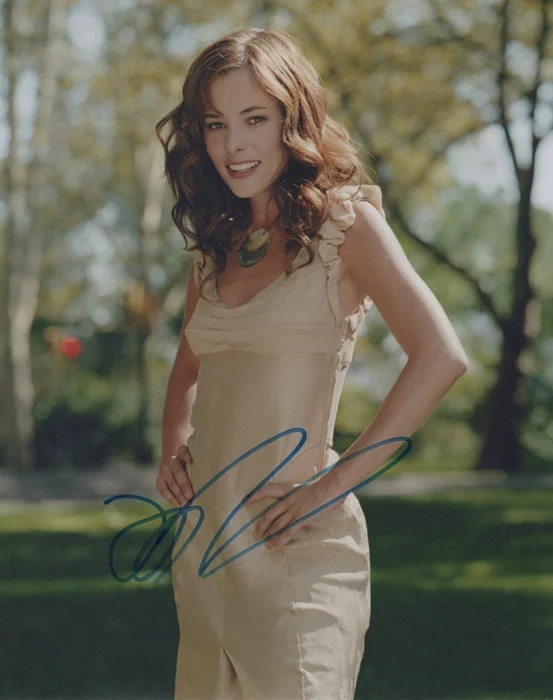 Parker Posey autograph