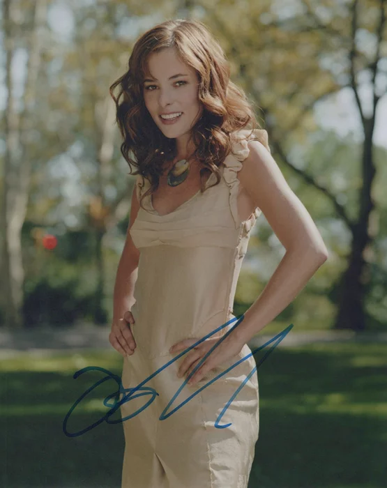 Parker Posey autograph