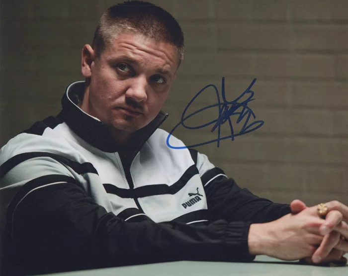 Jeremy Renner autograph