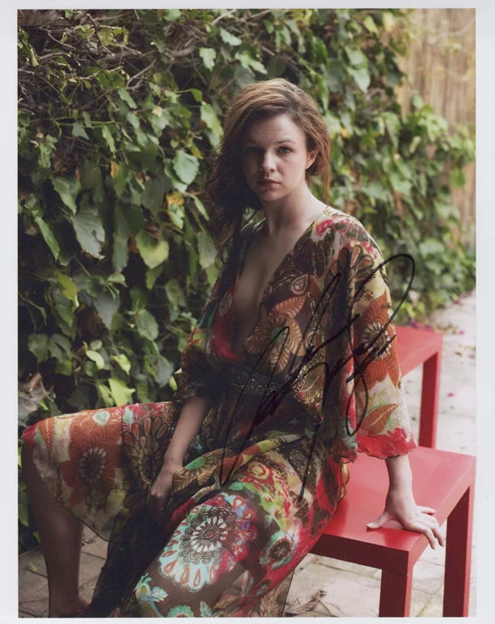 Amber Tamblyn autograph