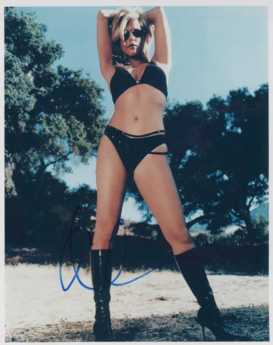 Tiffani Thiessen autograph