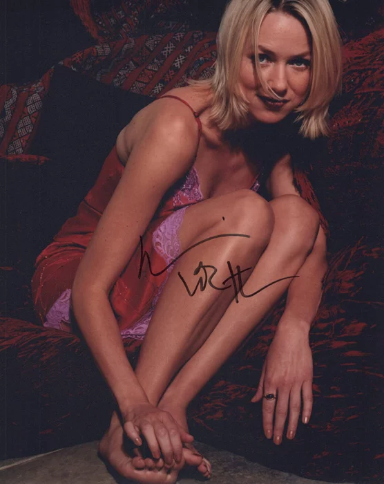 Naomi Watts autograph