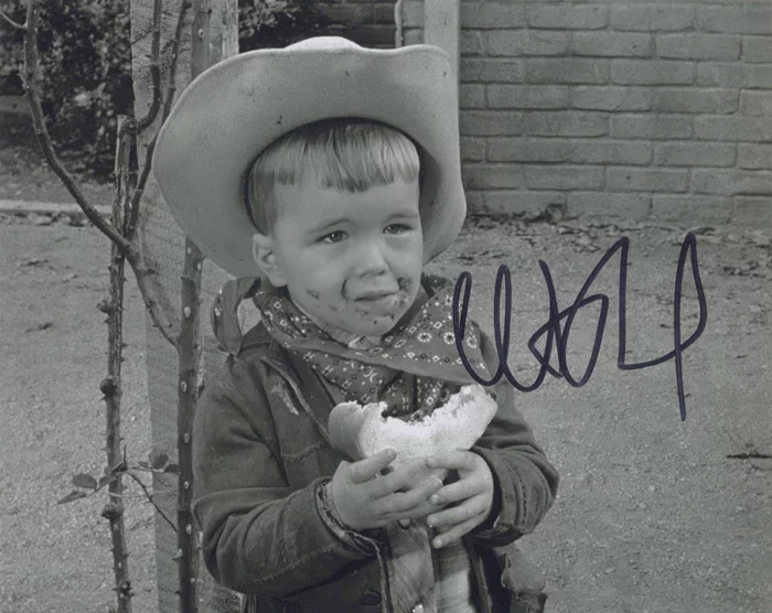 Clint Howard autograph