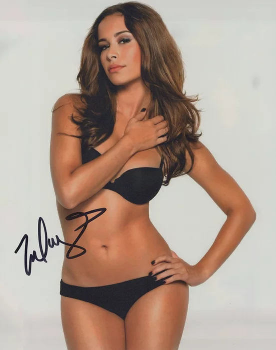Zulay Henao autograph