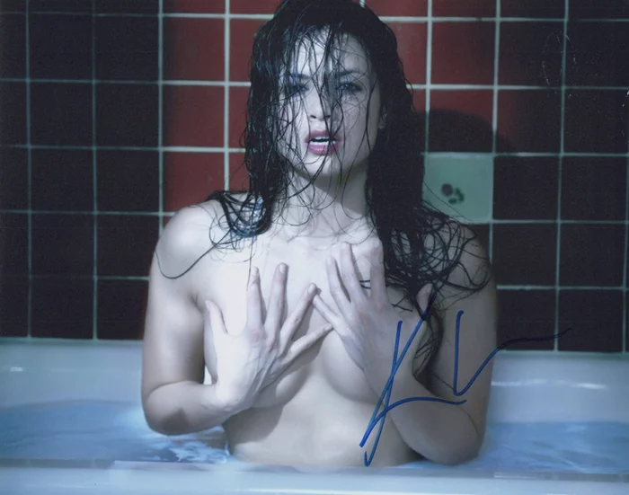 Katrina Law autograph