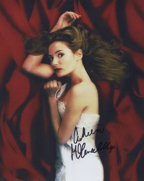 Catherine McCormack autograph