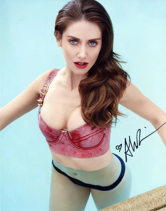 Alison Brie autograph