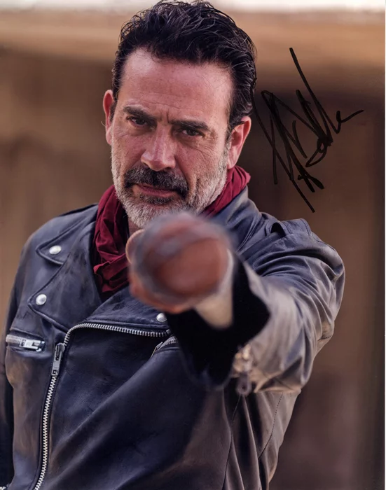 Jeffrey Dean Morgan autograph