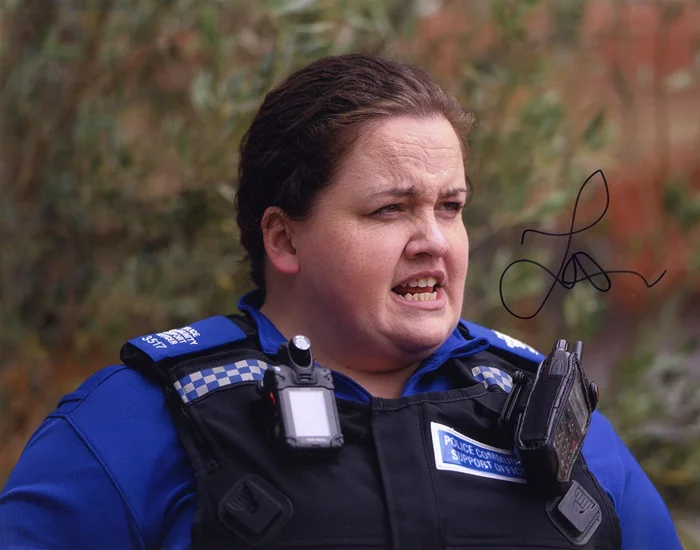 Jessica Gunning autograph