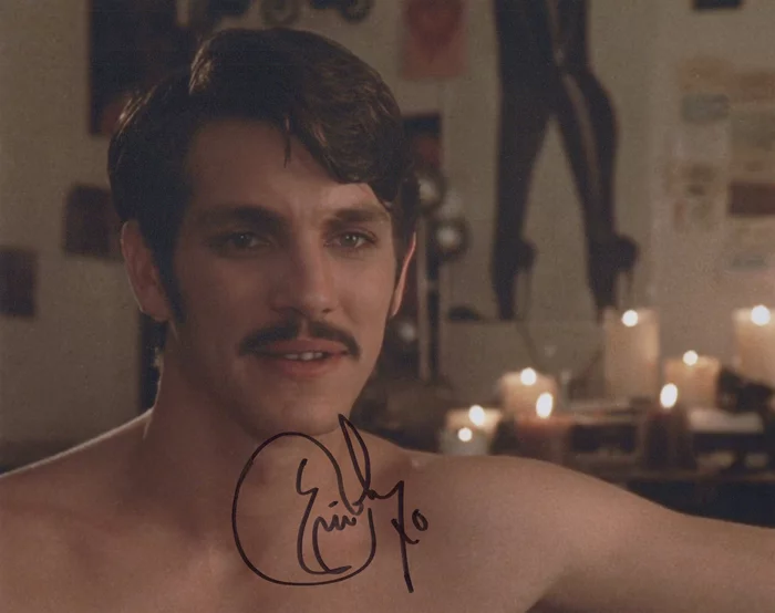 Eric Roberts autograph