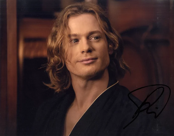 Sam Reid autograph