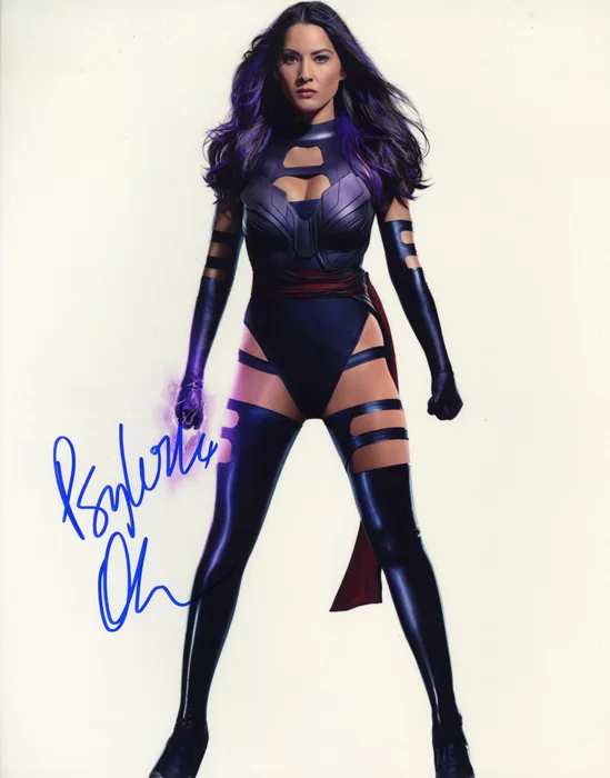 Olivia Munn autograph