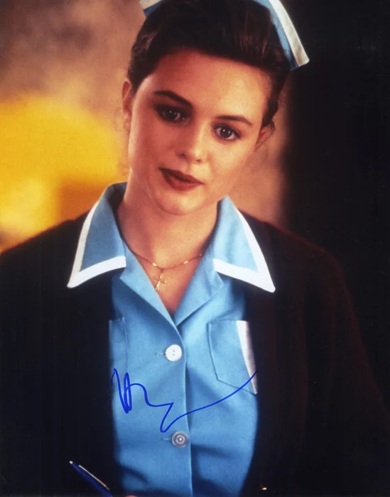 Heather Graham autograph