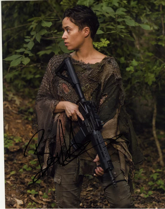 Briana Venskus autograph