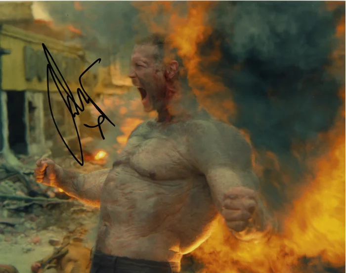 Tom Hopper autograph