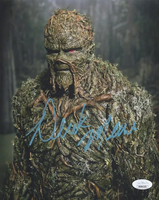 Derek Mears autograph