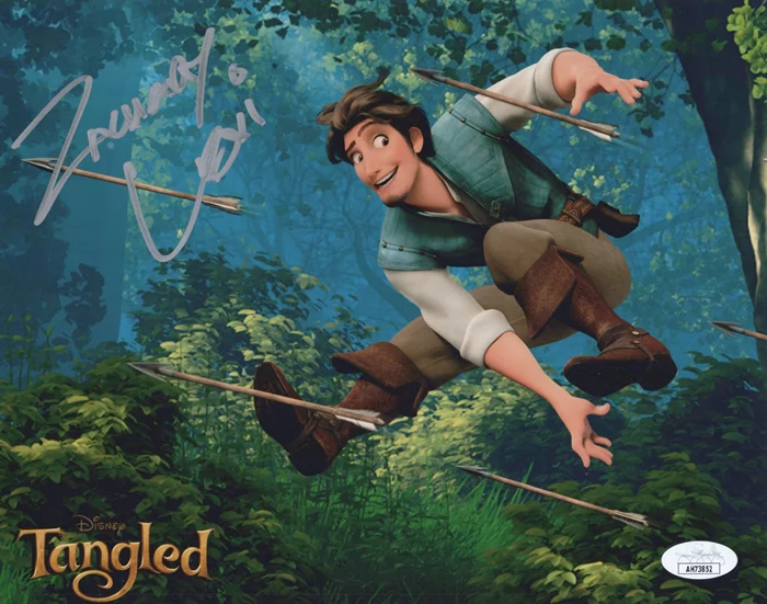 Zachary Levi autograph