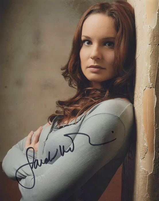 Sarah Wayne Callies autograph