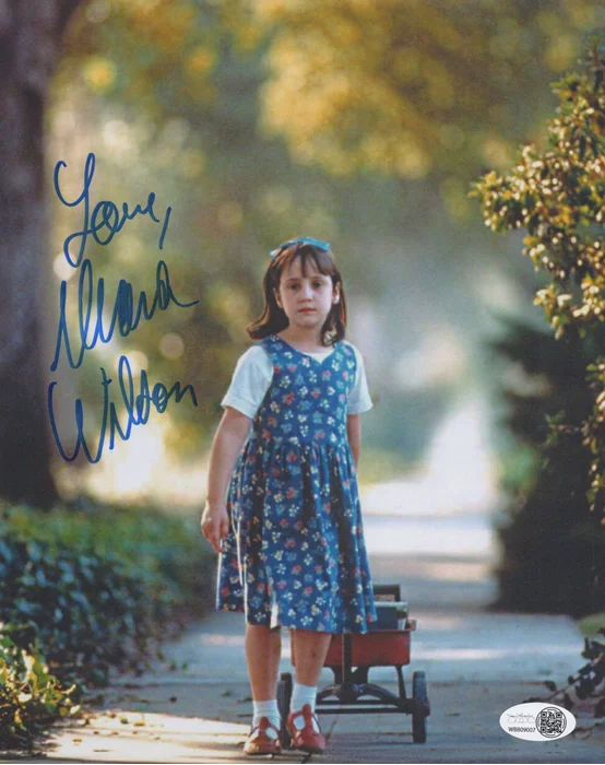 Mara Wilson autograph