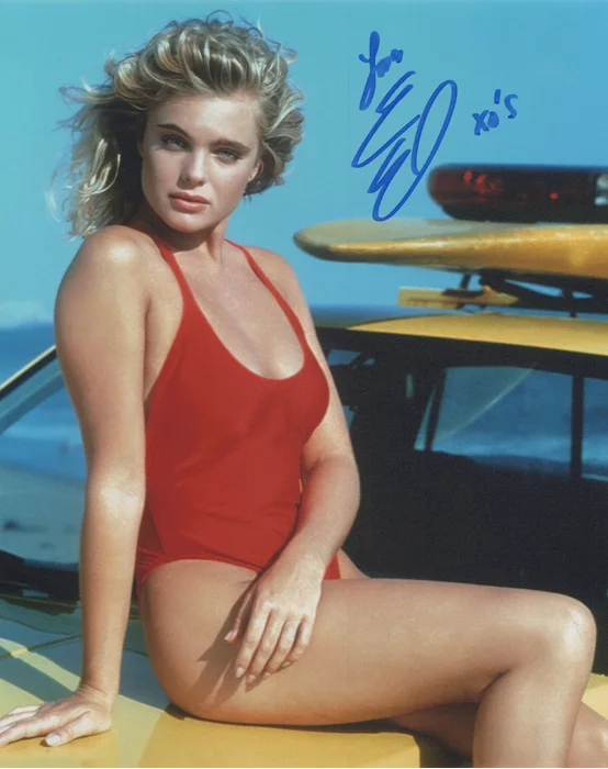 Erika Eleniak autograph