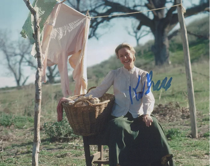 Karen Grassle autograph