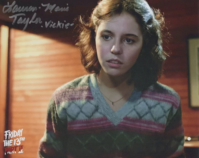 Lauren-Marie Taylor autograph