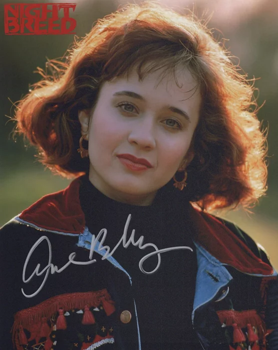 Anne Bobby autograph