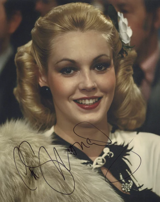 Cathy Moriarty autograph