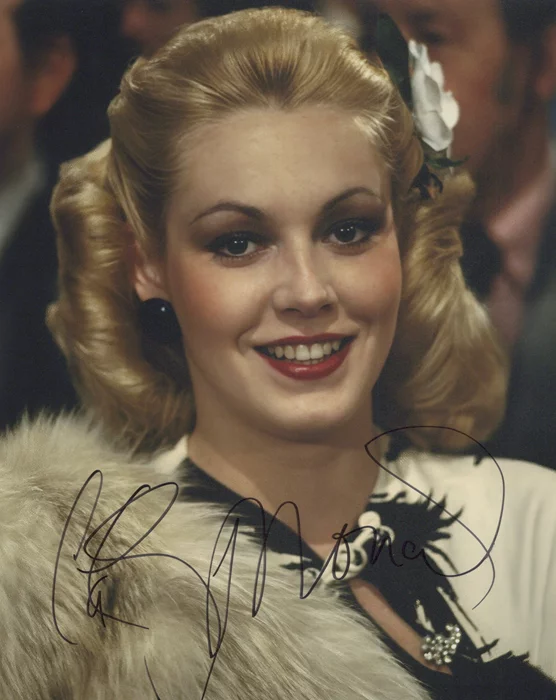 Cathy Moriarty autograph