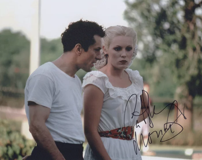 Cathy Moriarty autograph