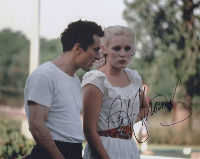 Cathy Moriarty autograph