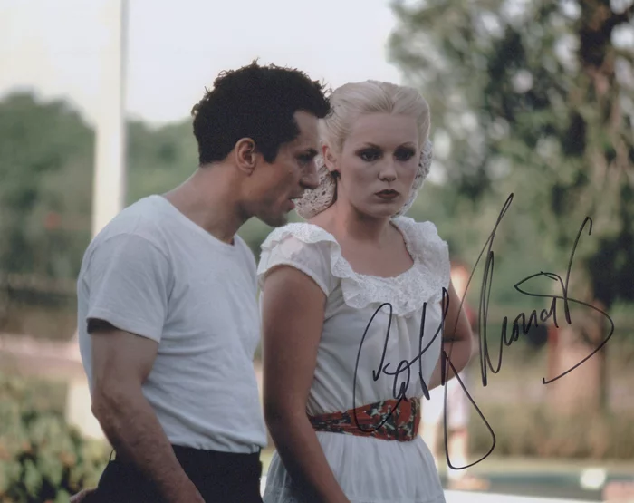 Cathy Moriarty autograph