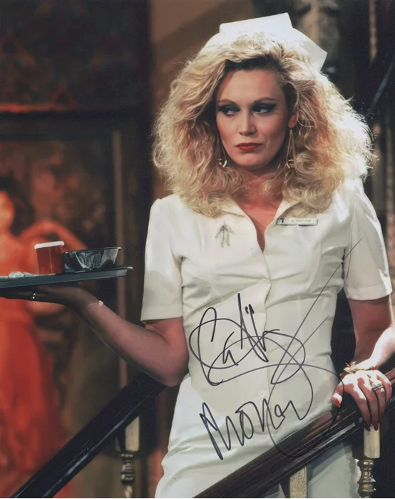 Cathy Moriarty autograph