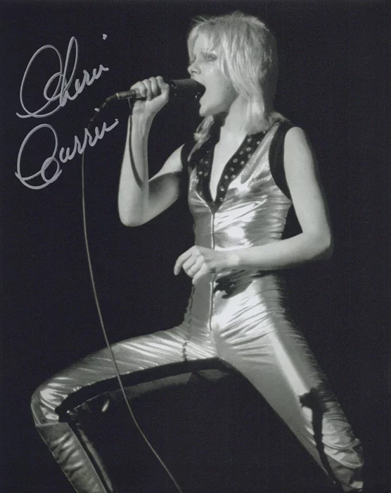 Cherie Currie autograph