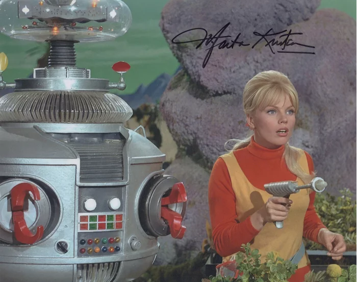 Marta Kristen autograph