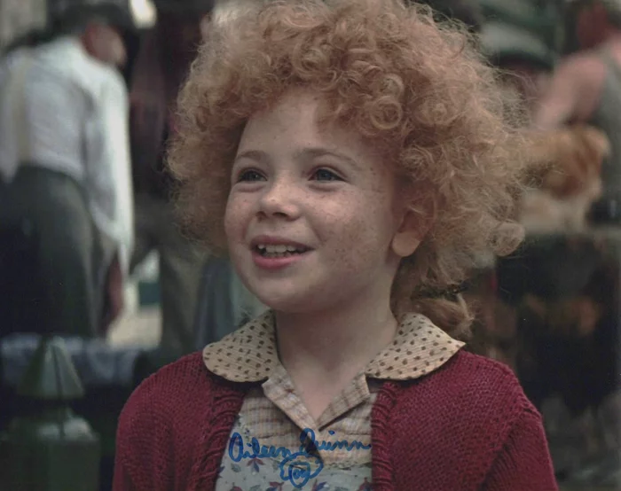 Aileen Quinn autograph