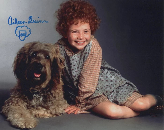 Aileen Quinn autograph