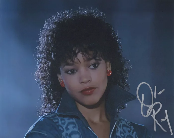 Ola Ray autograph